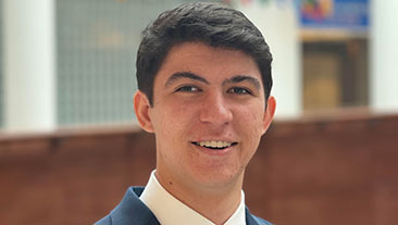 Baruch Student Selected Among First Recipients of the New Obama-Chesky Scholarship for Public Service